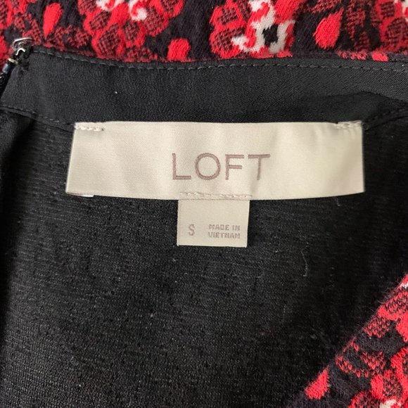 Ann Taylor Loft Quilted Mini Sheath Dress S Black Red Short Sleeves Zipper - Picture 6 of 6